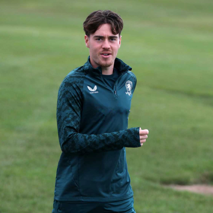 25 Ad Performance Midlayer Top